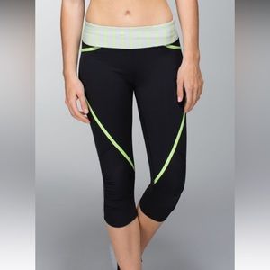 Lululemon Run Pace crop, size 4